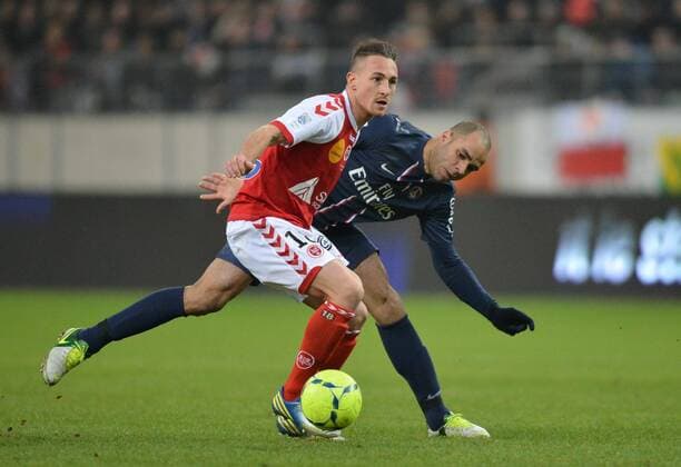 Gaetan Courtet (rei) - Alex (psg) FOOTBALL : Reims vs Paris SG - Ligue 1 - 02 03 2013 AnthonyBIBARD FEP Panoramic 
