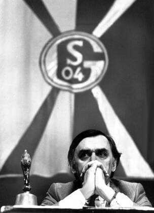 Präsident Hans Joachim Fenne (FC Schalke 04) - DEUTSCHSPRACHIGE SPORTZEITSCHRIFTEN UND -ZEITUNGEN NUR NACH RÜCKSPRACHE
