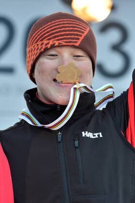 FREE STYLE - FIS WM 2013 Voss VOSS,NORWEGEN,07.MAR.13 - FREE SKI, FREESTYLE SKIING - FIS Freestyle Weltmeisterschaften 2013 in Voss, Aerials, Herren, Siegerehrung, Medaillenvergabe. Bild zeigt Guangpu Qi (CHN). Keywords: Medaille. 