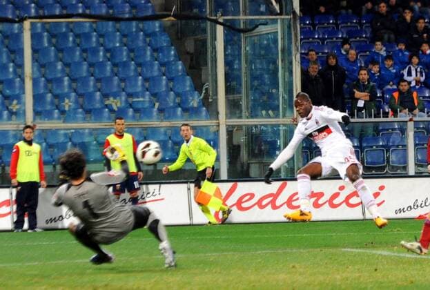 IPP20130308 Football - soccer: Serie A, CFC Genua 1893 - AC Mailand: Mario Balotelli (Hinweis: Verwendung nur in Deutschland - only Germany) xHOCHxZWEIx xItalyxPhotoxPressx 
