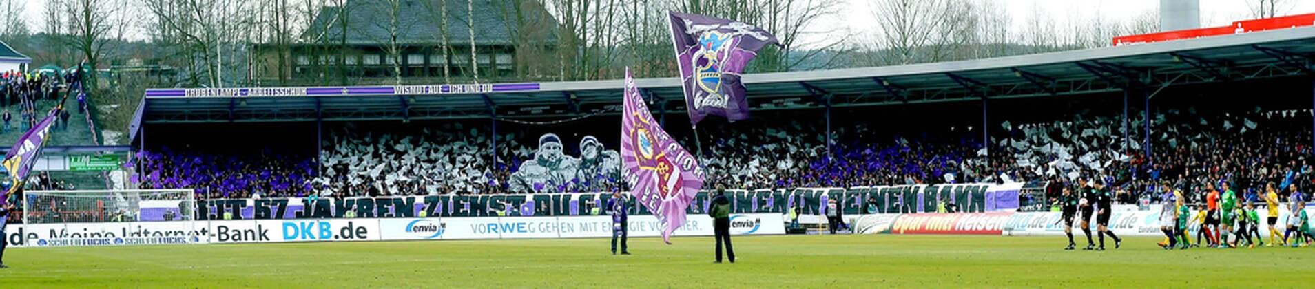 Fußball, Stadiongeschichte FC Erzgebirge Aue FC Erzgebirge Aue. Sparkassen-Erzgebirgsstadion