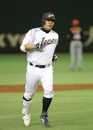 March 12, 2013 - Tokyo, Japan - SHINNOSUKE ABE of Japan runs around bases after hitting a three-run home run during the Pool 1 Second Round game between Japan and Netherlands of the World Baseball Classic (WBC) at Tokyo Dome on March 12, 2013 in Tokyo, Japan. World Baseball Classic 2013 - Japan Beat Netherlands 10-6 - ZUMAjn1