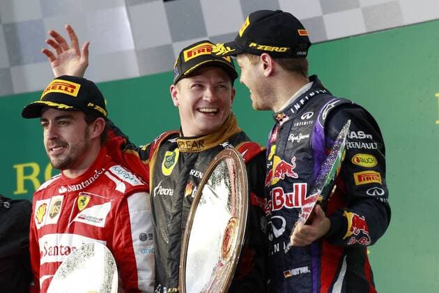 Motorsports: FIA Formula One World Championship 2013, Grand Prix of Australia, 3 Fernando Alonso (ESP, Scuderia Ferrari), 7 Kimi Räikkönen (FIN, Lotus F1 Team), 1 Sebastian Vettel (GER, Infiniti Red Bull Racing), xHOCHxZWEIx