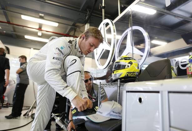 Motorsports: FIA Formula One World Championship 2013, Grand Prix of Australia, 9 Nico Rosberg (GER, Mercedes AMG Petronas F1 Team), xHOCHxZWEIx