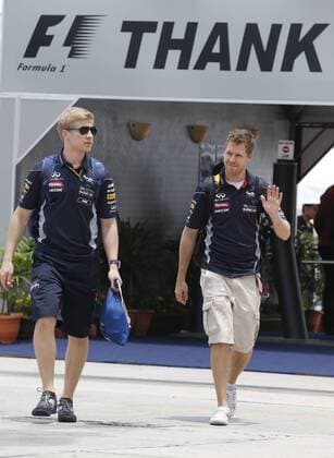 Motorsports: FIA Formula One World Championship 2013, Grand Prix of Malaysia, 1 Sebastian Vettel (GER, Infiniti Red Bull Racing), xHOCHxZWEIx