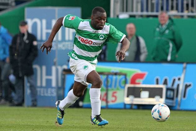 13.04.2012, 2.Bundesliga, Spvgg Greuther Fuerth, FC St. Pauli v.l. Gerald Asamoah (Spvgg. Greuther Fuerth)