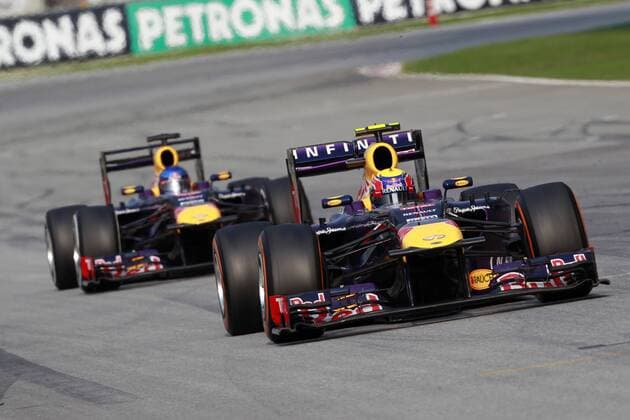 Motorsports: FIA Formula One World Championship 2013, Grand Prix of Malaysia, 2 Mark Webber (AUS, Infiniti Red Bull Racing), 1 Sebastian Vettel (GER, Infiniti Red Bull Racing), xHOCHxZWEIx
