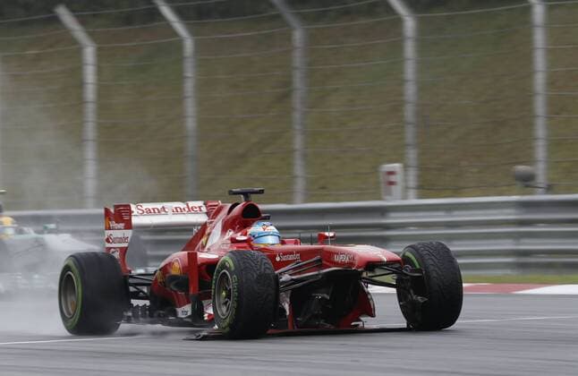 Motorsports: FIA Formula One World Championship 2013, Grand Prix of Malaysia, 3 Fernando Alonso (ESP, Scuderia Ferrari), xHOCHxZWEIx