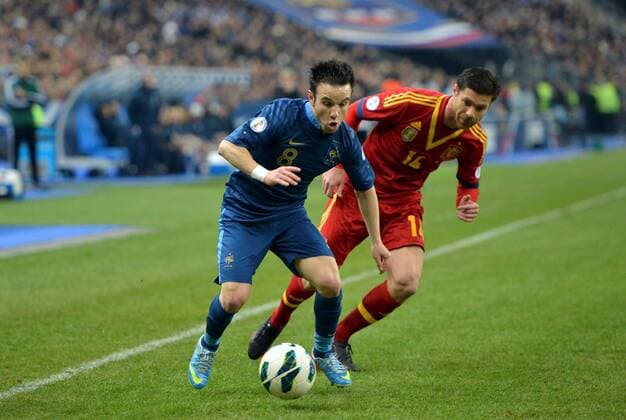 Mathieu Valbuena (fra) - Xabier Alonso (esp) FOOTBALL: France - Spain. Qualifications - 26 03 2013 xAnthonyxBIBARDxFEPx 