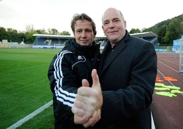 15.10.2009, DFB Pokal 2. Runde, SC Bad Neuenahr - 1.FFC Frankfurt v.l. Trainer Sven Kahlert (1.FFC Frankfurt), Manager Siegfried Dietrich (1.FFC Frankfurt)