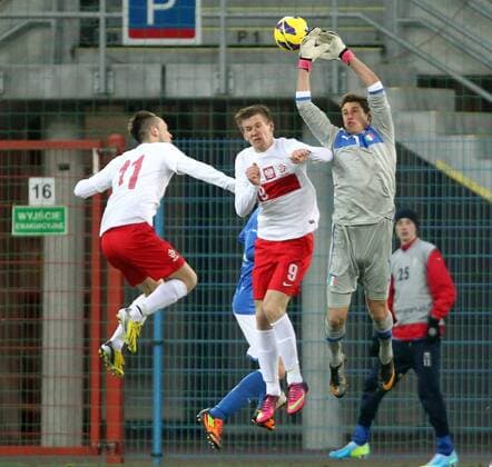 GLIWICE 27.03.2013 FOOTBALL 12TH FOUR NATIONS TOURNAMENT POLAND U20 - ITALY U20 - PIOTR CEGLARZ POL, PIOTR PARZYSZEK POL, RICCARDO PISCITELLI ITA -  130327MIN004