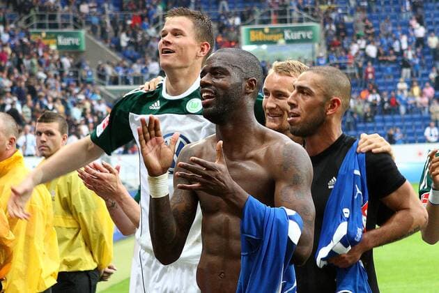 14.05.2011, 1.Bl, 1899 Hoffenheim - VfL Wolfsburg Die Wolfsburger feiern den Klassenerhalt. im Vordergrund Grafite (VfL Wolfsburg)