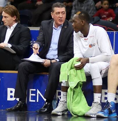 Assistant-Coach Liviu Calin, Dennis Schröder (Braunschweig) New Yorker Phantoms Braunschweig vs. EWE Baskets Oldenburg