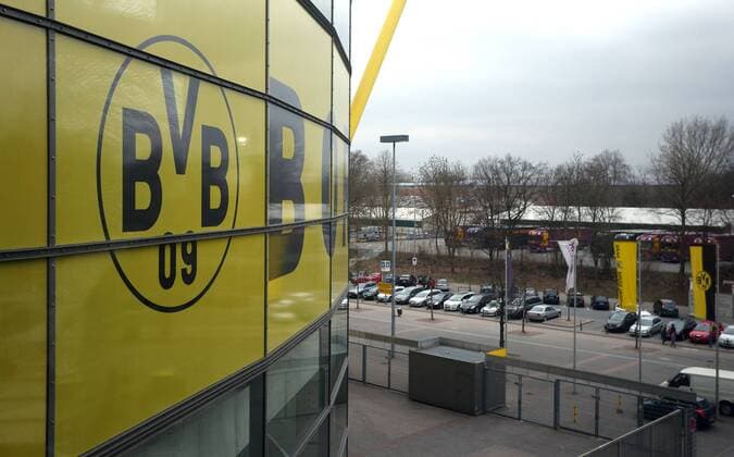 FUSSBALL - DFL, Dortmund, Pressereise DORTMUND,DEUTSCHLAND,05.APR.13 - FUSSBALL - DFL, 1. Deutsche Bundesliga, Borussia Dortmund, Pressereise. Bild zeigt das Logo von Dortmund. 
