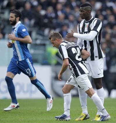 Paul Pogba Juventus, Emanuele Giaccherini Juventus, Torino 6 4 2013 .Juventus Stadium.Football Calcio 2012 2013 Serie A.Juventus Vs Pescara.Foto Marco Bertorello Insidefoto MarcoxBertorello