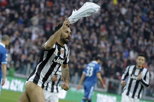 Esultanza , goal celebration , Mirko Vucinic Juventus.Torino 6 04 2013 Juventus Stadium.Football Calcio Serie A 2012 13. Juventus vs Pescara. federicoxtardito