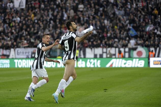 Esultanza , goal celebration , Mirko Vucinic Juventus.Torino 6 04 2013 Juventus Stadium.Football Calcio Serie A 2012 13. Juventus vs Pescara. federicoxtardito