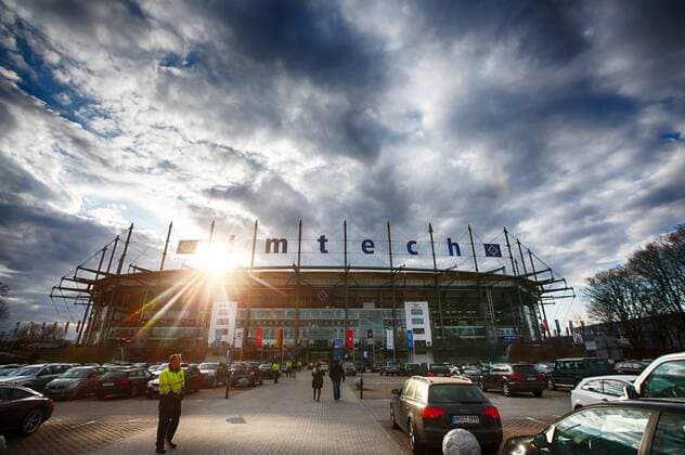 Fußball, 1. Bundesliga 2012 13, Hamburger SV - Hamburger Imtech-Arena, Heimspielstätte des HSV