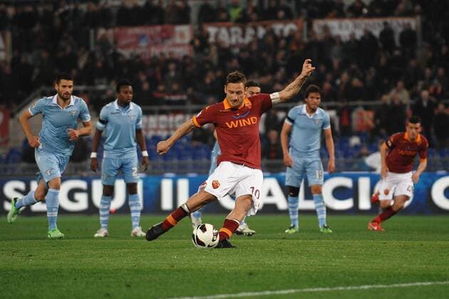 Francesco Totti 1-1.Goal celebration .Serie A.AS Roma Vs Lazio Rom andreaxstaccioli