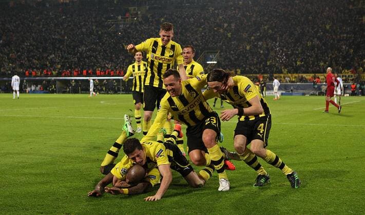 09.04.2013, Fussball Champions League Viertelfinale Rückspiel: Borussia Dortmund - FC Malaga, im Signal-Iduna-Park-Stadion Dortmund. Jubel Dortmund zum Tor zum 3:2