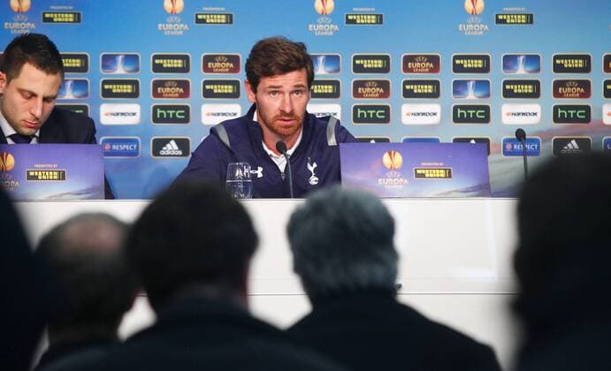 10.04.2013 St Jakob Park Basel , SCHWEIZ , Saison 2012 2013 Herren Fussball UEFA Europa League . Medienkonferenz mit Trainer Andre Villas Boas (Tottenham Hotspur FC ) 
