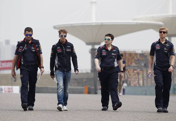 Motorsports: FIA Formula One World Championship 2013, Grand Prix of China, 1 Sebastian Vettel (GER, Infiniti Red Bull Racing), xHOCHxZWEIx