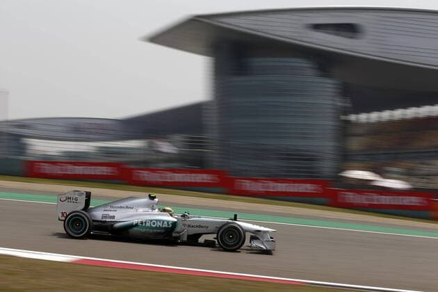 Motorsports: FIA Formula One World Championship 2013, Grand Prix of China, 10 Lewis Hamilton (GBR, Mercedes AMG Petronas F1 Team), xHOCHxZWEIx