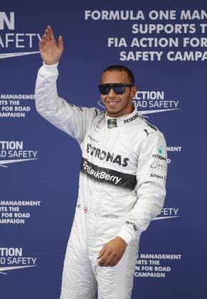 Motorsports: FIA Formula One World Championship 2013, Grand Prix of China, 10 Lewis Hamilton (GBR, Mercedes AMG Petronas F1 Team), xHOCHxZWEIx