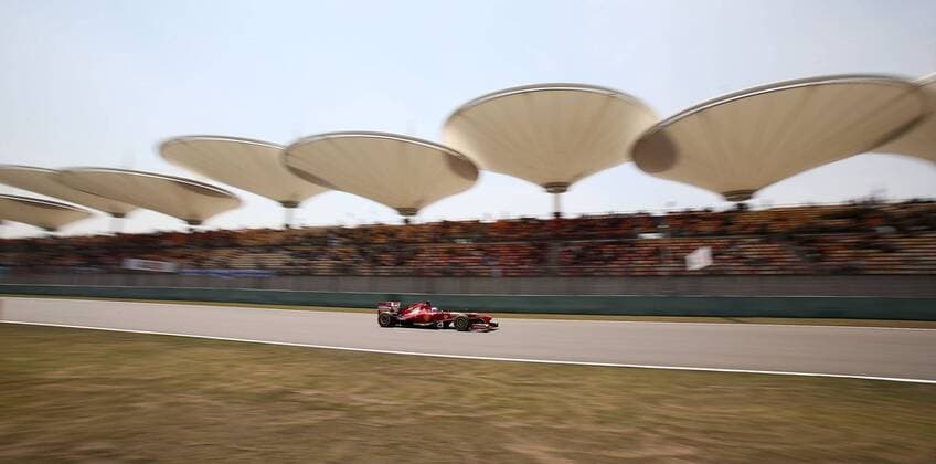 (130413) -- SHANGHAI, April 13, 2013 (Xinhua) -- Ferrari driver Fernando Alonso of Spain drives during the third practice session of the Chinese F1 Grand Prix at the Shanghai International circuit, in Shanghai, east China, on April 13, 2013. (Xinhua Li Ming) CHINA-SHANGHAI-F1-PRACTICE SESSION (CN) 
