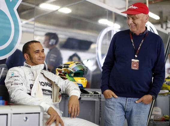 Motorsports: FIA Formula One World Championship 2013, Grand Prix of China, 10 Lewis Hamilton (GBR, Mercedes AMG Petronas F1 Team), Niki Lauda (AUT) Mercedes AMG F1 Non-Executive Chairman xHOCHxZWEIx