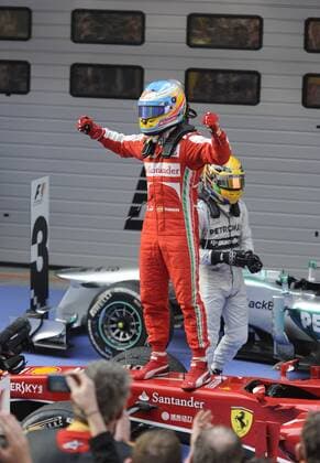 Motorsports: FIA Formula One World Championship 2013, Grand Prix of China, 3 Fernando Alonso (ESP, Scuderia Ferrari), xHOCHxZWEIx