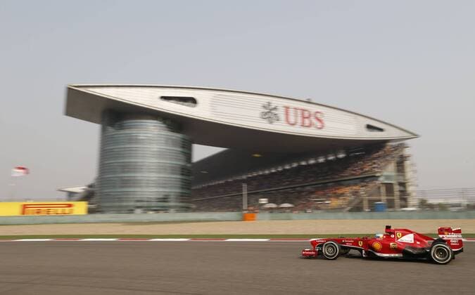 Motorsports: FIA Formula One World Championship 2013, Grand Prix of China, 3 Fernando Alonso (ESP, Scuderia Ferrari), xHOCHxZWEIx