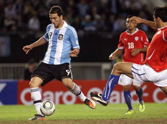 Gonzalo Higuain Argentina 4-1. Argentina vs Chile. Buenos Aires - Argentina. Foto: Photogamma.