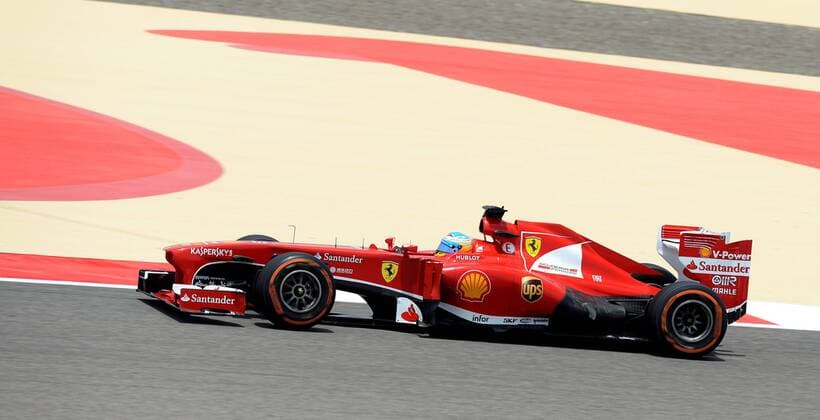 (130419) -- MANAMA, April 19, 2013 (Xinhua) -- Ferrari driver Fernando Alonso competes during the first practice session of the Bahrain Formula One Grand Prix at the Bahrain International Circuit in Manama, Bahrain, on April 19, 2013. (Xinhua Chen Shaojin) BAHRAIN-MANAMA-F1-PRACTICE 