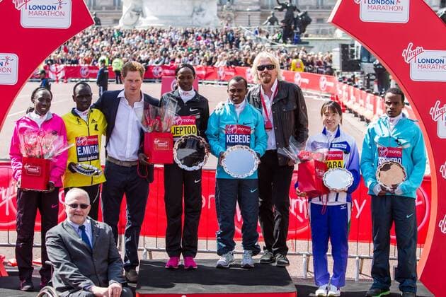 21.04.2013 London, England. All elite marathon finishers with HRH Prince Harry and Sir Richard Branson following the The Virgin London Marathon. xDavidxFearnx  ActionPlus11399763