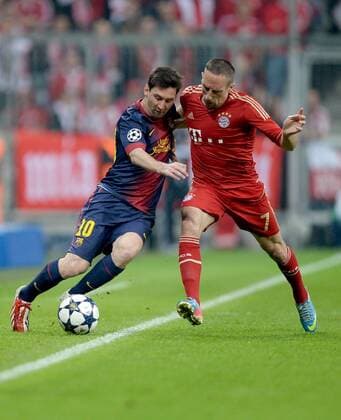 FUSSBALL CHAMPIONS LEAGUE HALBFINALE HINSPIEL 2012 2013 FC Bayern München - FC Barcelona 23.04.2013 Lionel Messi (li, Barca) gegen Franck Ribery (re, FC Bayern München) 