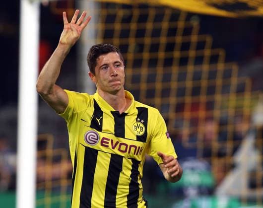 Dortmund Fußball Champions League Halbfinale Borussia Dortmund vs. Real Madrid, Robert Lewandowski (BVB) jubelt über sein Tor zum 4:1