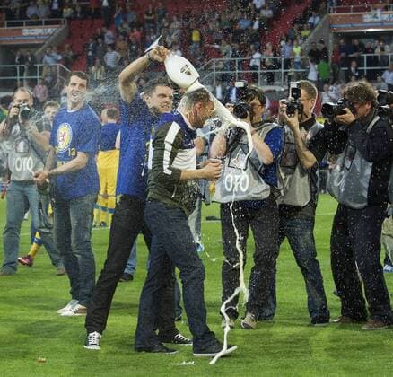Torsten Lieberknecht, Trainer (Eintracht Braunschweig) Bierdusche, FC Ingolstadt 04 vs Eintracht Braunschweig), , Sport, Ballsport, Fussball, Bundesliga 2, Ingolstadt, Audi Sportpark,