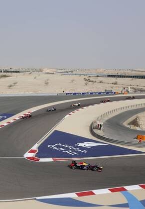 April 21, 2013 - Bahrain, BAHRAIN - BAHRAIN - MANAMA, Shakir circuit - 21 04 2013 - Formula One, F1, Formel 1 - .VETTEL ahead of ALONSO, Nico ROSBERG, MercedesGP, Di RESTA, circuit view - .fee liable image, GP BAHRAIN F1 2013 - VETTEL ahead of ALONSO, Nico ROSBERG, MercedesGP, Di RESTA, circuit view -  - ZUMAm11