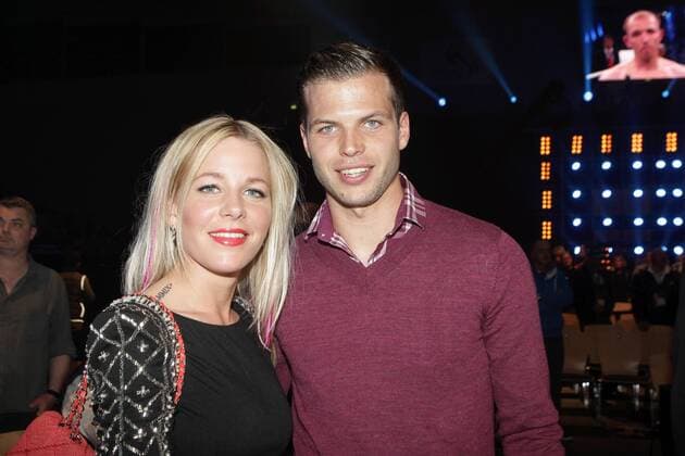 Dana und Dennis Diekmeier zu Gast Europameisterschaft Sauerland Internationale Berufsboxgala in der Sporthalle Hamburg am 27.04.13 Sportler Sauerland Boxen Deutschland Halbschwergewicht EP_ALF