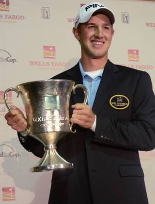 May 5, 2013 - Charlotte, NC, USA - Derek Ernst celebrates winning the Wells Fargo Championship at Quail Hollow Club in Charlotte, North Carolina, Sunday, May 5, 2013. WELLS FARGO PGA Golf Herren TOURNAMENT - ZUMAm67