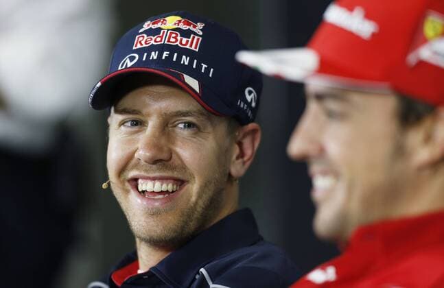 Motorsports: FIA Formula One World Championship 2013, Grand Prix of Barcelona, 3 Fernando Alonso (ESP, Scuderia Ferrari), 1 Sebastian Vettel (GER, Infiniti Red Bull Racing), xHOCHxZWEIx