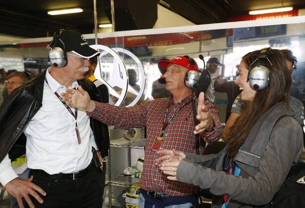 Motorsports: FIA Formula One World Championship 2013, Grand Prix of Spain, Dieter Zetsche - Vorstandsvorsitzender der Daimler AG und seine tochter Nora Niki Lauda (AUT, Mercedes AMG Petronas F1 Team), xHOCHxZWEIx