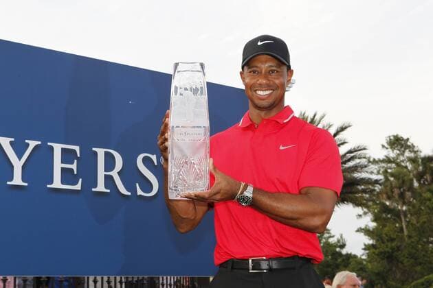 12 May 2013: Tiger Woods poses with the trophy after the final round of The Players Championship at TPC Sawgrass in Ponte Vedra Beach, FL. GOLF: MAY 12 PGA Golf Herren - THE PLAYERS Championship - Final Round Icon23154868 EDITORIAL USE ONLY