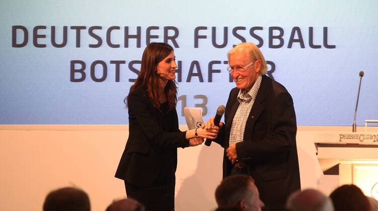 13.05.2013 - Fussball - Deutscher Fussball Botschafter 2013 - JüRa - Rudi Gutendorf