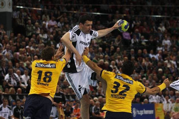 Kiel, 14. Mai 2013 - Sport, Handball, 1. Bundesliga, Saison 2012 2013, THW Kiel - Rhein-Neckar Löwen: Marko Vujin (THW Kiel mitte), Bjarte Myrhol, Alexander Petersson (Rhein-Neckar Löwen von links)