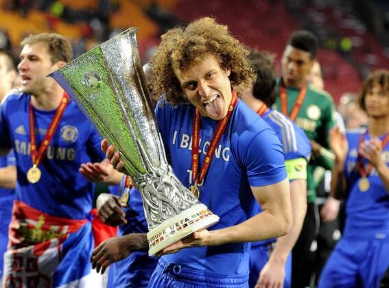 David Luiz of Chelsea with the Europa League Cu - UEFA Europa League Final - Benfica Lissabon vs FC Chelsea London - The Amsterdam Arena - Amsterdam - Netherlands - 15 05 13 - Picture Simon Bellis Sportimage EDITORIAL USE ONLY. No use with unauthorised audio, video, data, fixture lists, club league logos or live services. Online in-match use limited to 120 images, no video emulation. No use in betting, games or single club league player publications.