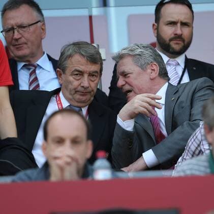 Köln, Frauen Fussball, DFB Pokal Finale , Saison 2012 2013, VfL Wolfsburg vs1. FFC Turbine Potsdam 19.05.2013, Rheinenergiestadion Köln Wolfgang Niersbach DFB Präsident, , Joachim Gauck, Bundespräsident,