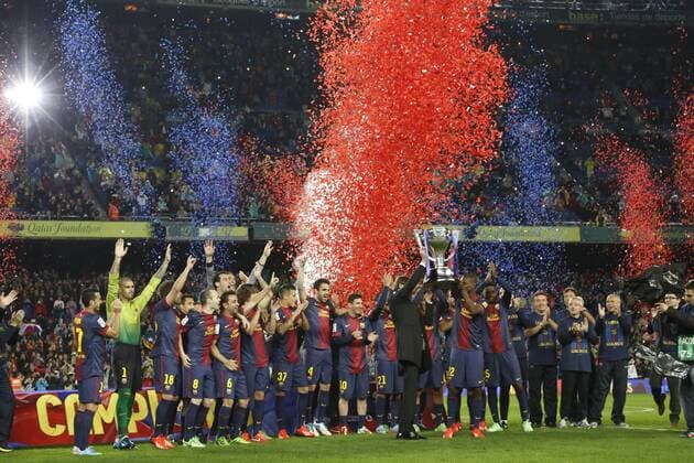 Barcelona team group (Barcelona) Coach Tito Vilanova and Eric Abidal, May 19, 2013 - - Spanish Liga at Camp Nou stadium in Barcelona, Spain.  ( oqma010119)