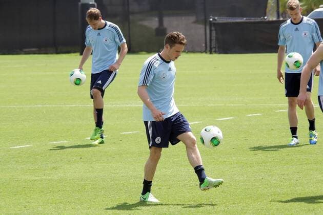 Nicolai MÜLLER (D)